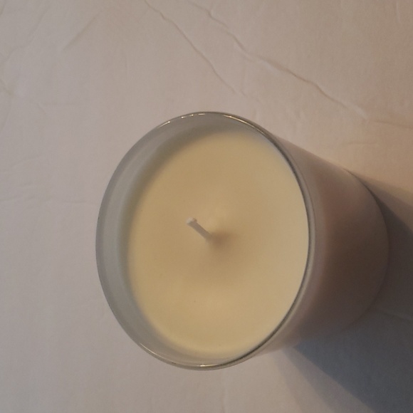 Sewing down south 9 0z candle - Picture 4 of 4